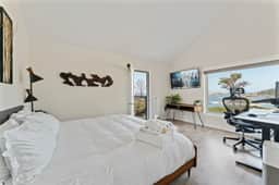 Skyline Cascade Bluestone Cottage - Image 3