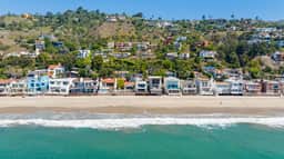 Luxe Deer Seacliff Hideaway - Image 5