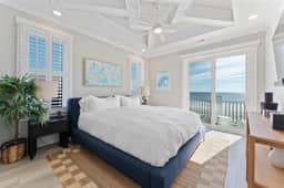 Summit Beachside Eagle - Image 5