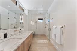 Marina Nook Cottage - Image 4