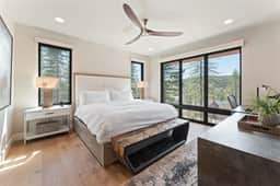 Pines Maple Bluff Bluff - Image 3