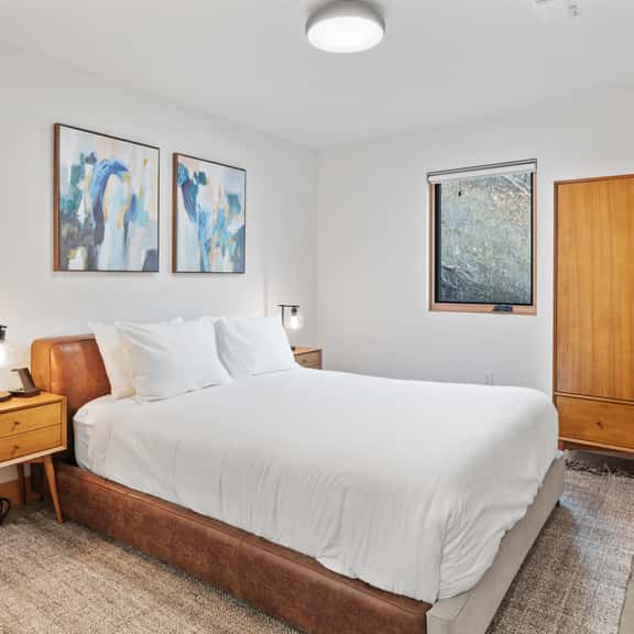 Pines Manor Birch - Image 1