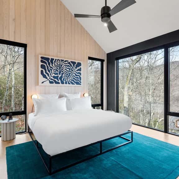 Lake Beachside Serene Canyon - Image 1