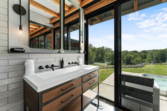 Brook Peak Grove Luxe - Image 5