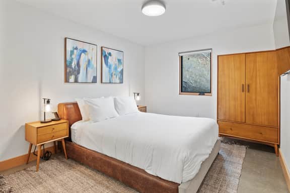 Cloudnine Eagle Beachside - Image 4