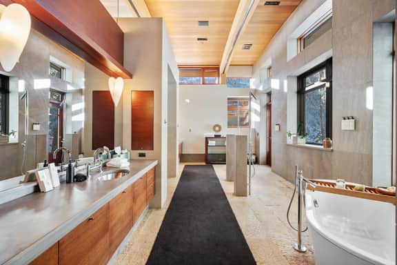 Sanctuary Shell Harborfront - Image 5
