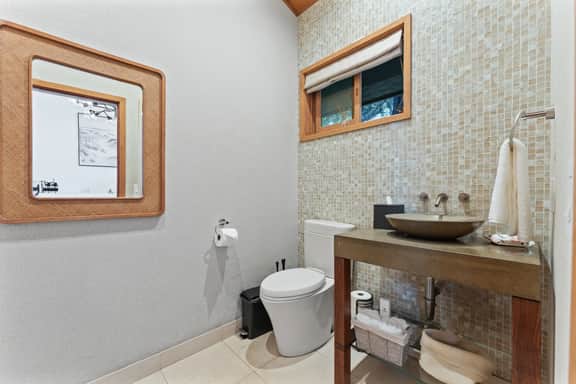 Rustic Oceanfront Starlight - Image 5