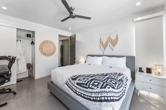 Palm Nest Bluestone Chic - Image 4
