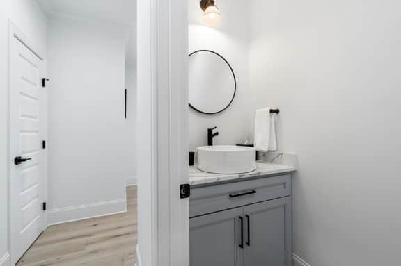River Bungalow Nook - Image 5