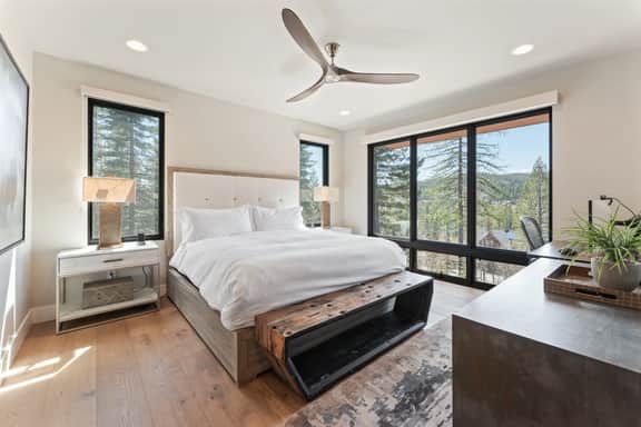 Pines Maple Bluff Bluff - Image 3