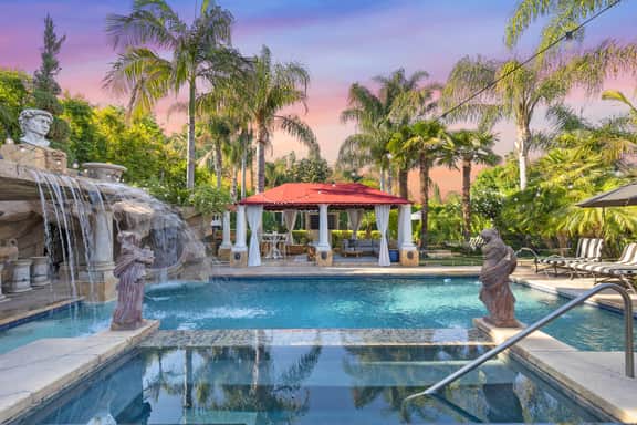 Starlight Coral Villa - Image 5