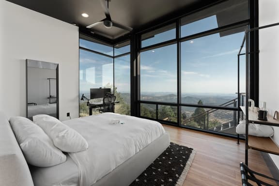 Haven Rustic Tranquil Lookout - Image 1
