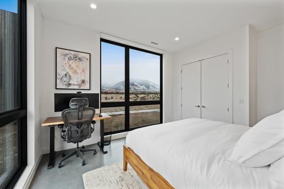 Skyline Villa Harborhouse Tide - Image 1